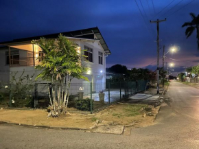 Cozy house with balcony in Paramaribo South